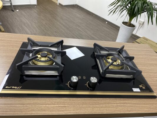Các chất liệu được sử dụng làm bề mặt bếp gas